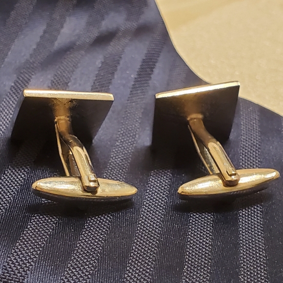 E23 Cufflinks with TieClip - Picture 3 of 5